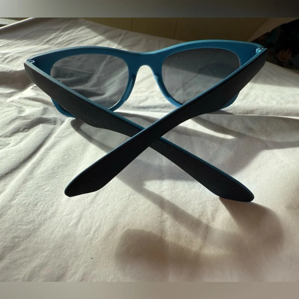 Crewcuts- Kids Sunglasses- Black/ Blue, OneSize EUC